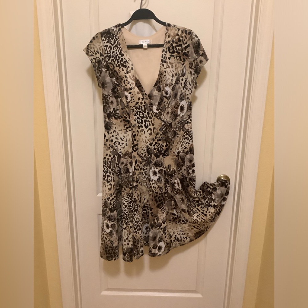Leopard short sleeve Summer dress by Dress Barn stretchy 12 beige brown …